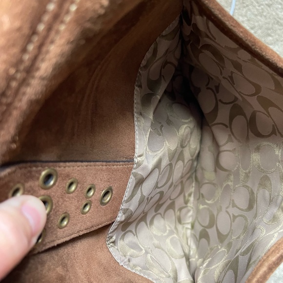 Coach Vintage Suede Crossbody Bag - Picture 15 of 16